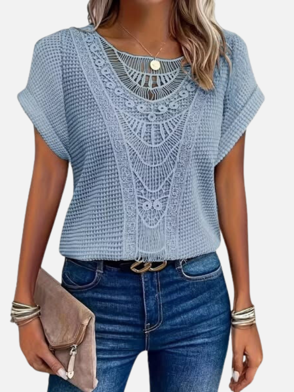 Maria | Vaffelstrik Bluse med Blonde og Rund Hals