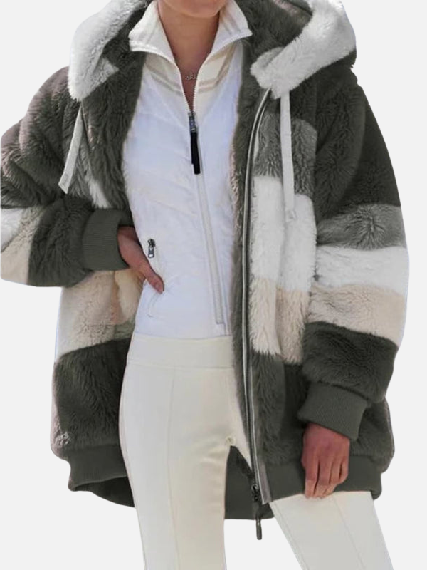 Pia | Fluffy Teddyjakke med Hætte & Patchwork