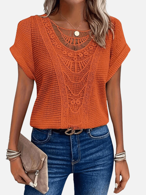 Maria | Vaffelstrik Bluse med Blonde og Rund Hals