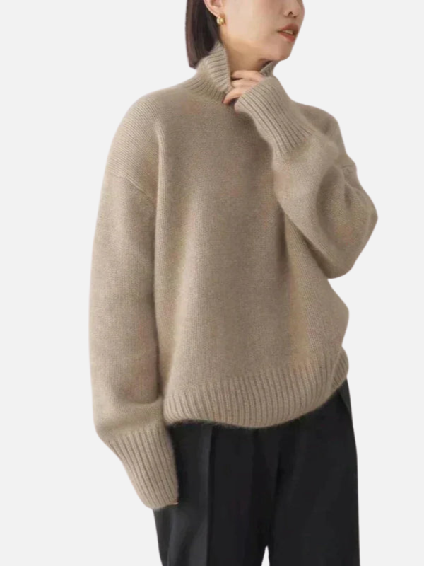 Anne | Oversize Rullekravetrøje i Blød Strik