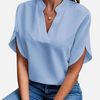 Karen | Elegant V-Hals Bluse med Korte Ærmer