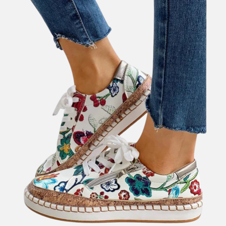 Karen | Blomstrede Sneakers med Snøre og Plateau