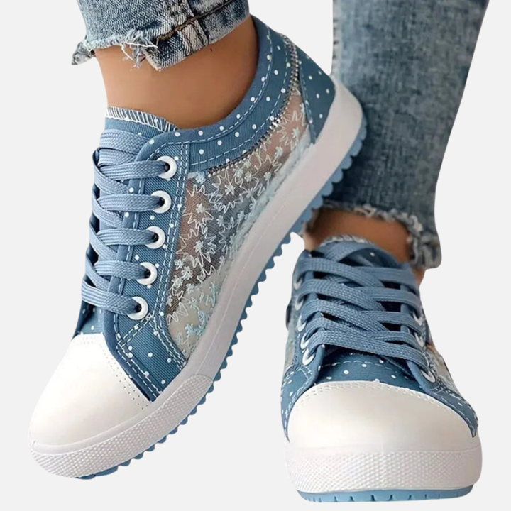 Anne | Canvas Sneakers med Blonde og Snøre