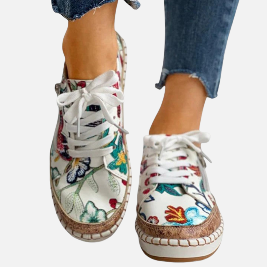 Karen | Blomstrede Sneakers med Snøre og Plateau