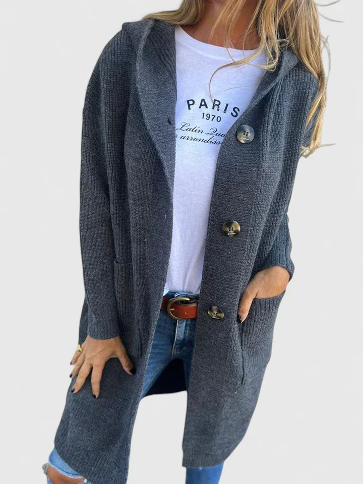 Kirsten | Lang Strikcardigan med Hætte og Knapper
