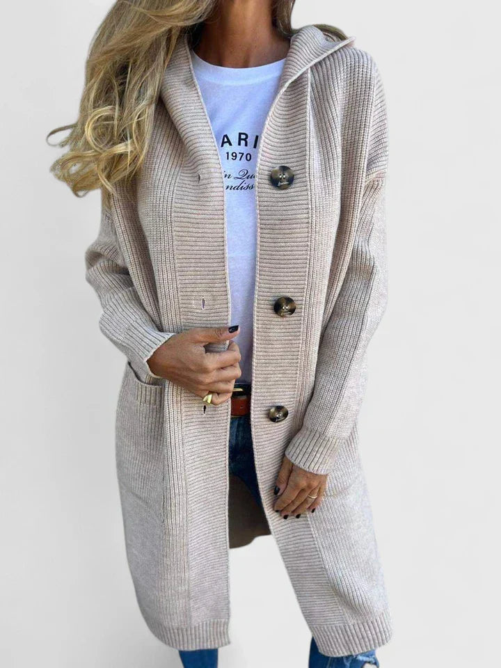 Kirsten | Lang Strikcardigan med Hætte og Knapper