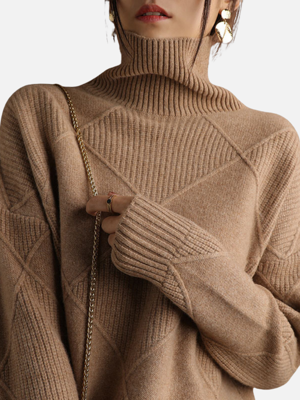 Susanne | Rullekrave Sweater med Rudestruktur