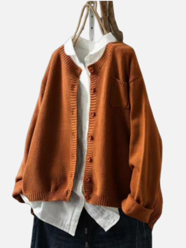 Karen | Strikcardigan med Rund Hals og Lomme